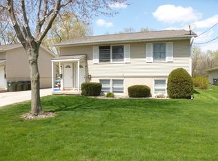 1722 H St, Iowa City, IA 52240