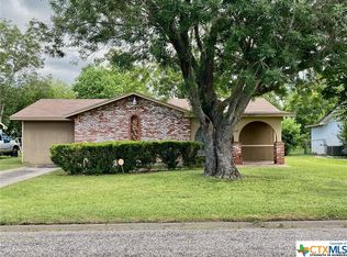 3104 Swan Dr, Victoria, TX 77901