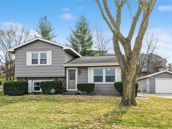 645 N 9th St, Carlisle, IA 50047