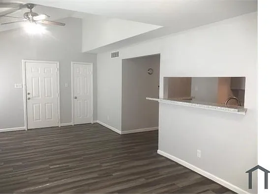7200 T C Jester Blvd #1603 — Photo 3