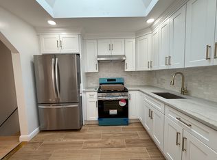74 Gary Ct FLOOR 2, Staten Island, NY 10314
