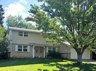 6142 S Poplar St, Centennial, CO 80111