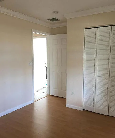 5900 Azalea Cir — Photo 9