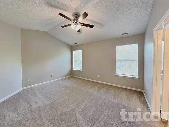 5th image of 10527 Madison Park Dr