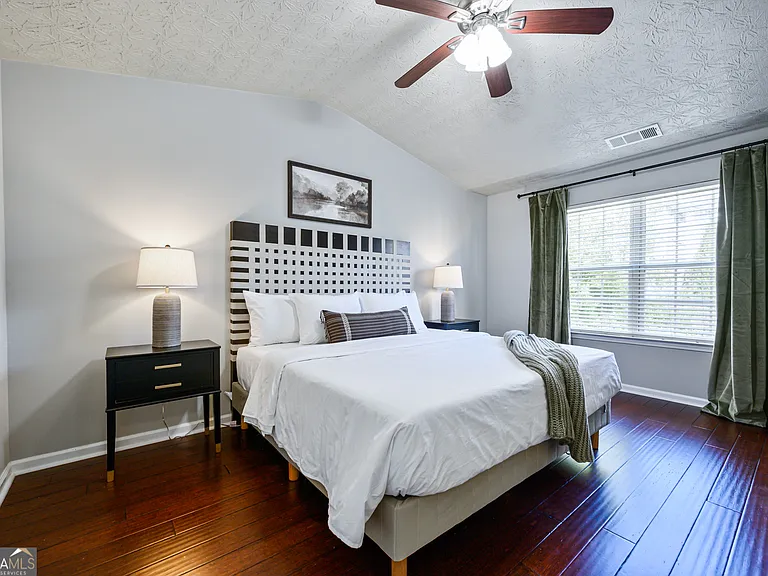 1431 Bay Overlook Dr — Photo 21