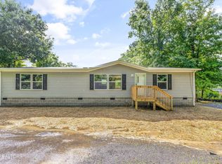 2000 Velma Rd, Athens, TN 37303