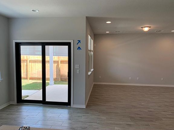5th image of 2116 Pecan Island Dr