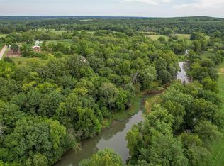 158 Engle Rd, Buffalo, MO 65622