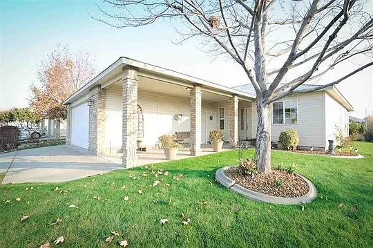 101 Innisbrook Ln photo 1
