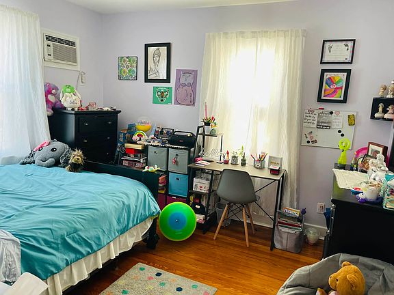 5th image of 1427 Crosby Ave