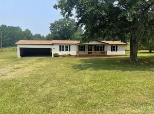 186 Bates Dr, Forest City, NC 28043