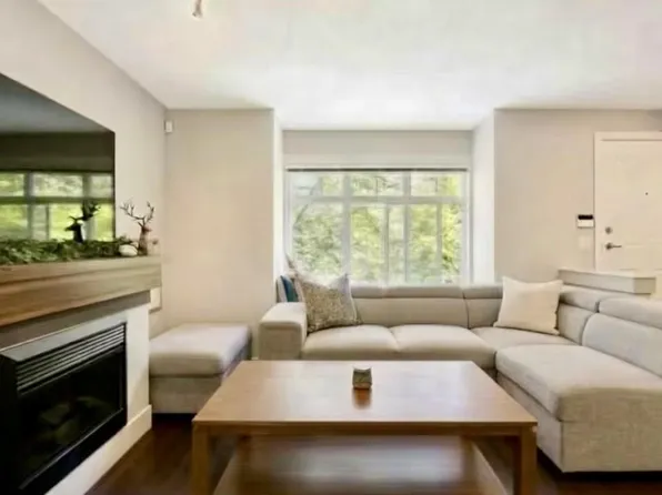7428 Southwynde Ave #28, Burnaby, BC V3N 0A1