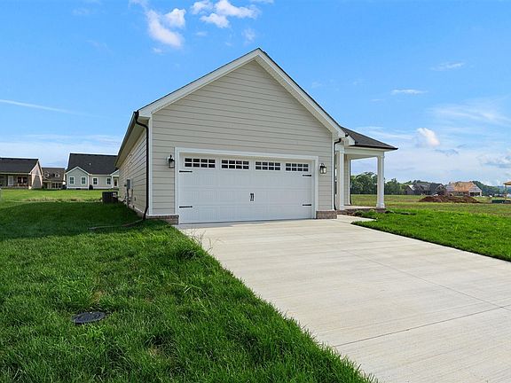 2nd image of 2564 Mendenhall Way