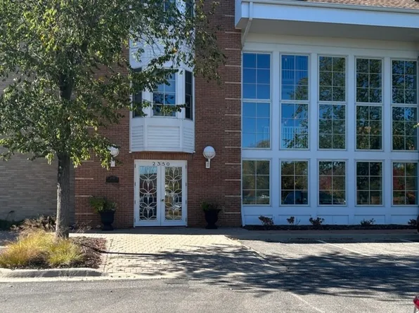 2350 Chestnut Ave Unit 103, Glenview, IL 60026