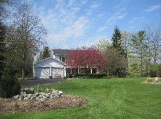 6109 Chestnut Dr, Crystal Lake, IL 60014
