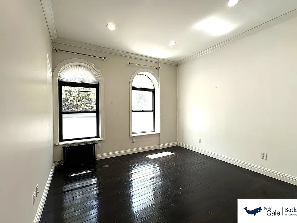 229 Saint Johns Pl #1B