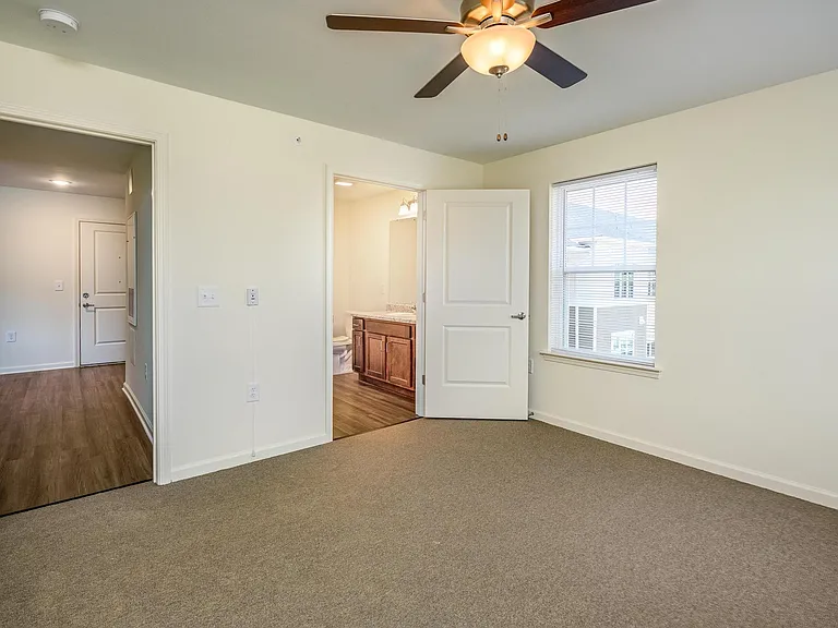 The Residence at Northgate — Photo 35
