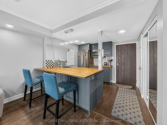 5th image of 44 Gerrard St W #1704