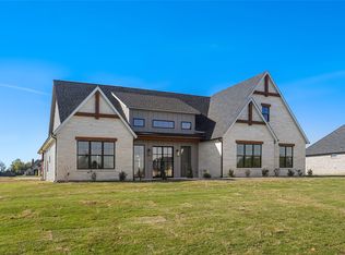 207 Stuart St, Paradise, TX 76073