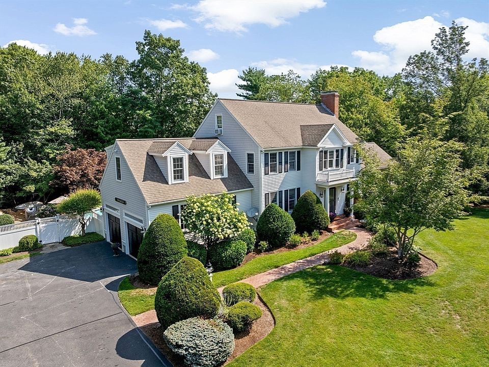 1st image of 71 Satuit Meadow Ln