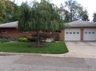 28 Highview Cir, Weirton, WV 26062