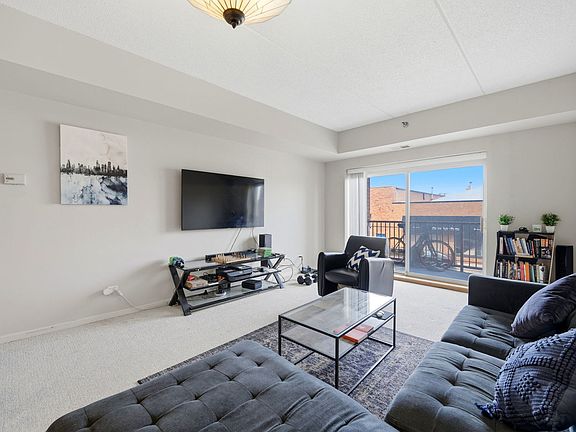 3rd image of 6238 26th St Unit 203