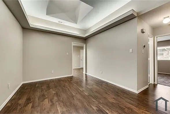 4 bed, 1634 sqft, $2,500 — Photo 2