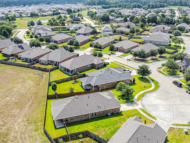 25546 Kensington Lake Dr — Photo 31