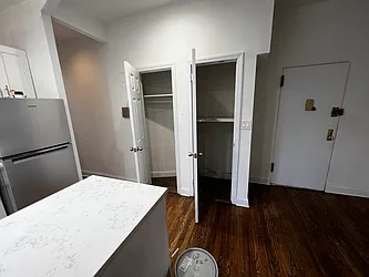 Rented by Salon Realty Corp