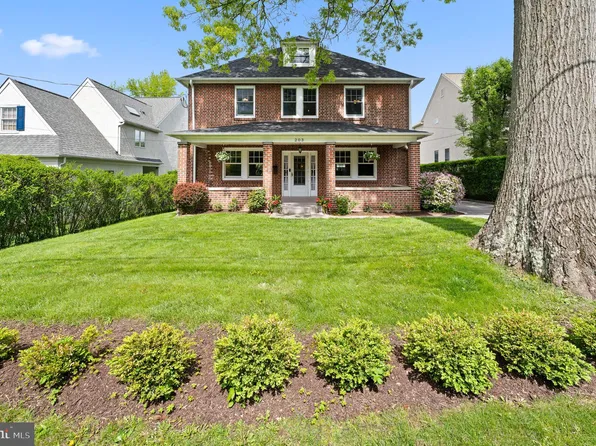 203 Dorset Rd, Devon, PA 19333