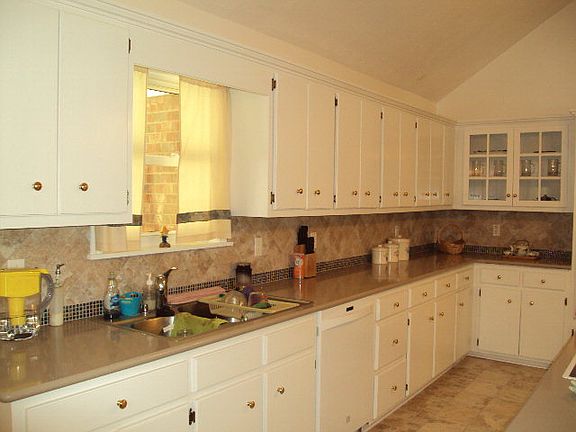 2nd image of 4859 Whitehall Dr