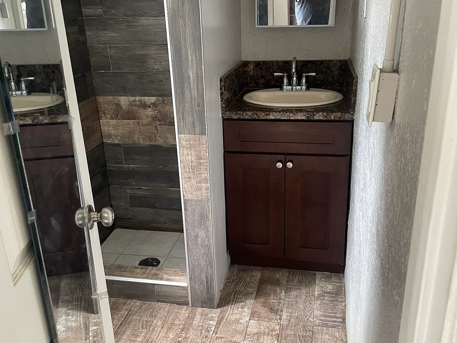 Studio, 350 sqft, $1,300 — Photo 3