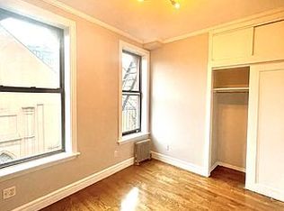 215 Mott St #18, New York, NY 10012