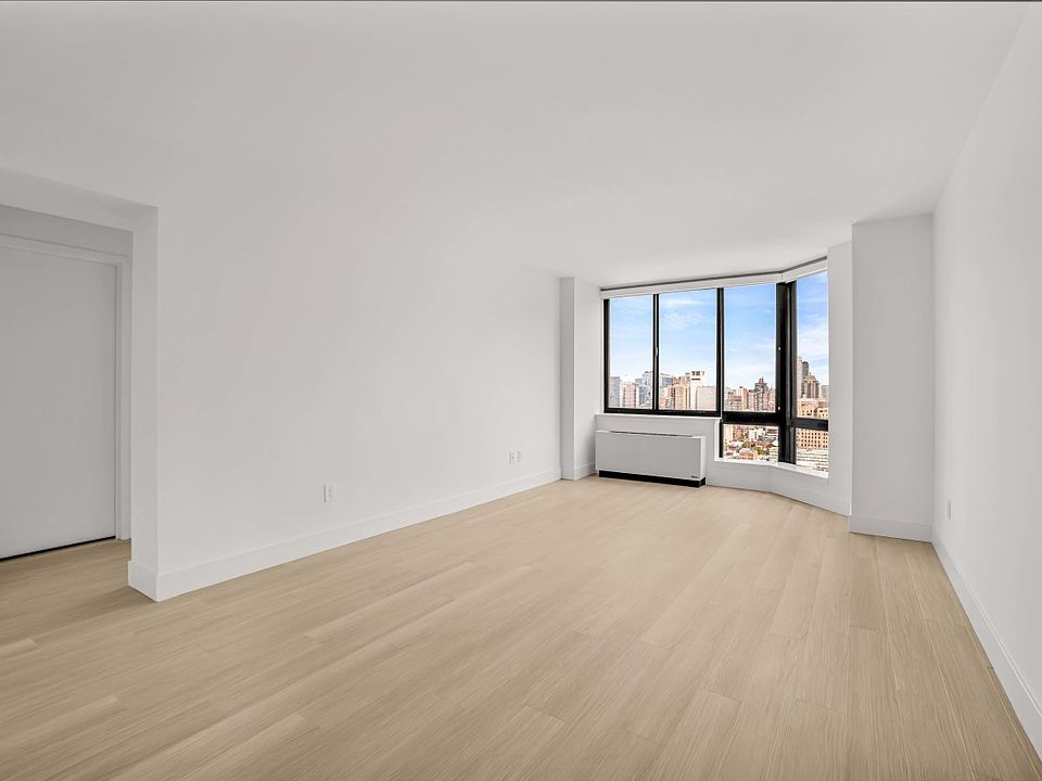 1st image of 420 W 42nd St APT 39D