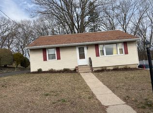 58 Sand Pit Rd, Danbury, CT 06810