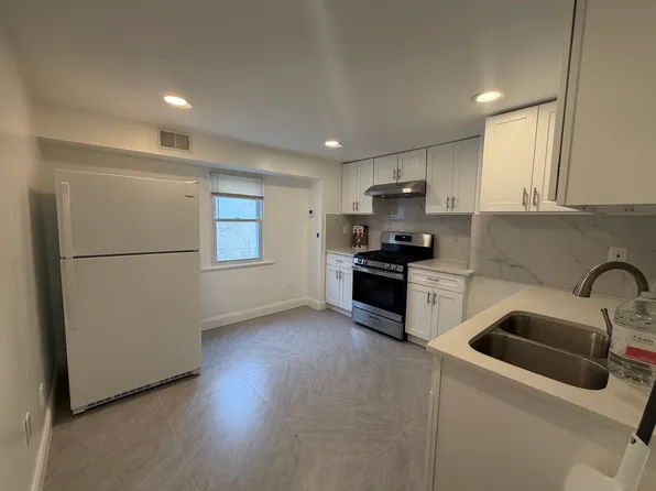 7824 Frankford Ave #2, Philadelphia, PA 19136