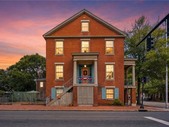 422 Crawford St, Portsmouth, VA 23704