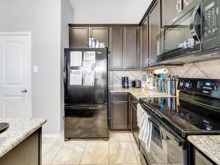 508 Timber Dr — Photo 15