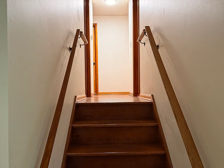 102 Standish Dr — Photo 7