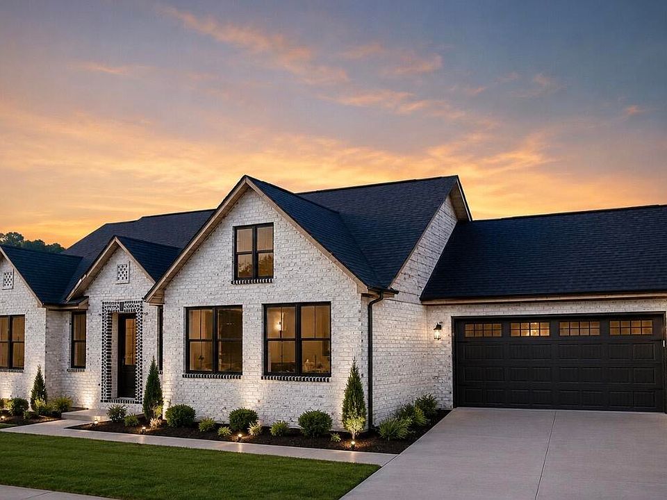 1st image of 425 Madison Cir