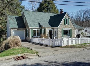 903 Montrose Dr, South Charleston, WV 25303