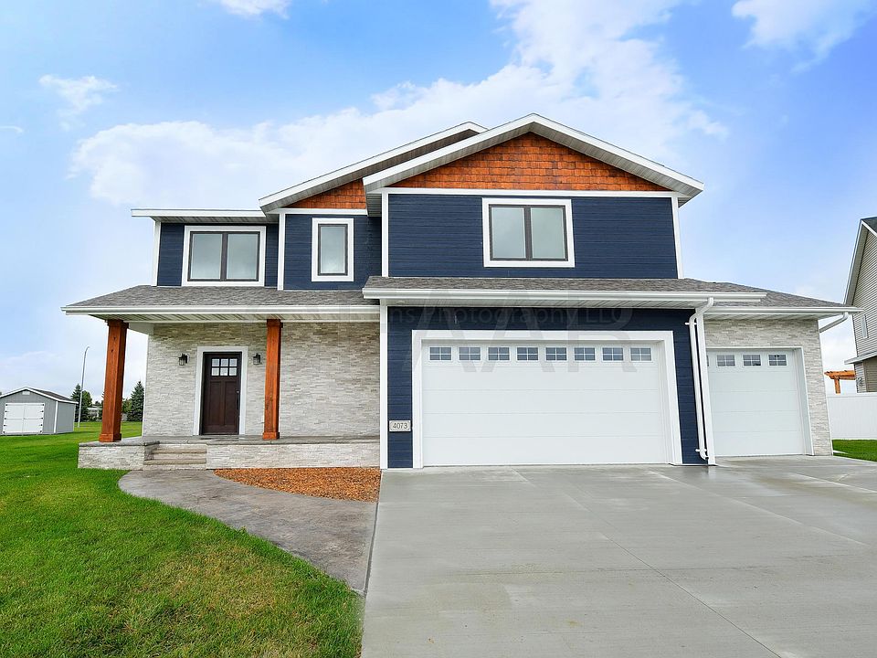 1st image of 4073 Crystal Dr