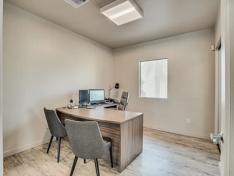 Tempe Vista — Photo 61
