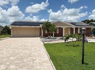 1606 N Pebble Beach Blvd, Sun City Center, FL 33573
