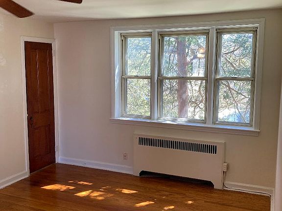 5th image of 222 S Fairview Ave APT C