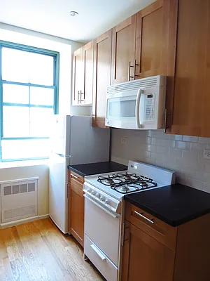 Rented by City & Suburban | media 30