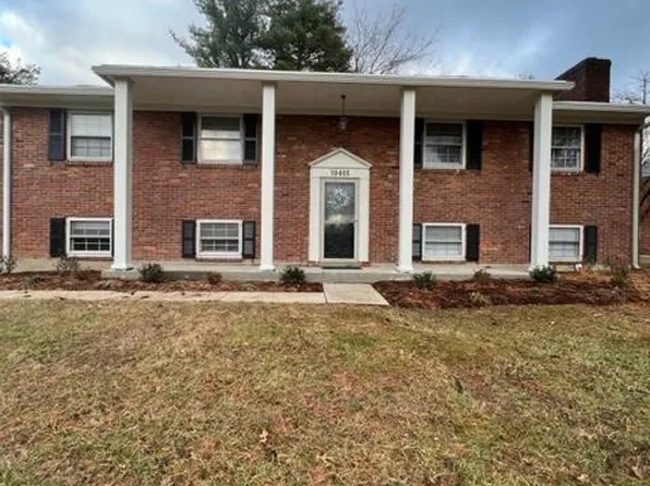 10401 Foxboro Dr, Louisville, KY 40223