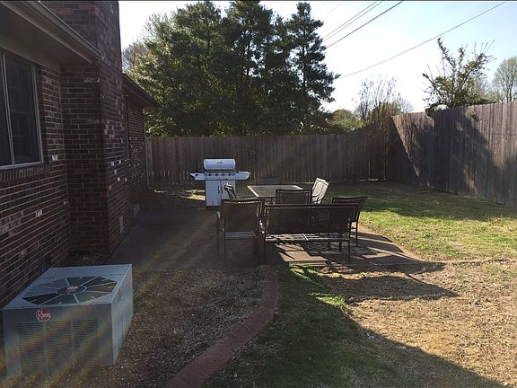 3rd image of 1327 Deep Wood Ct