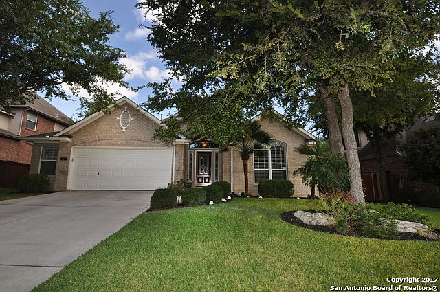 1st image of 418 Cypress Trl