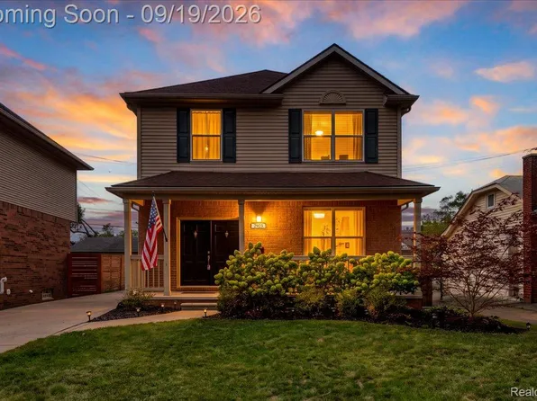 2923 Ellwood Ave, Berkley, MI 48072